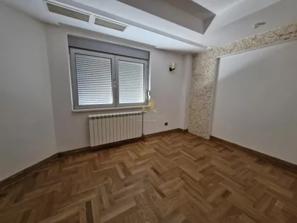 Vašarište | 4zida.rs