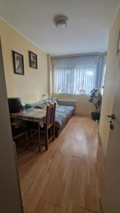 Ustanička | 4zida.rs