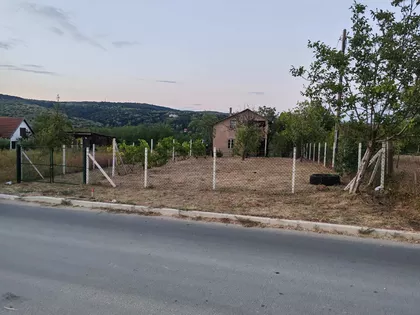 Okolne lokacije | 4zida.rs