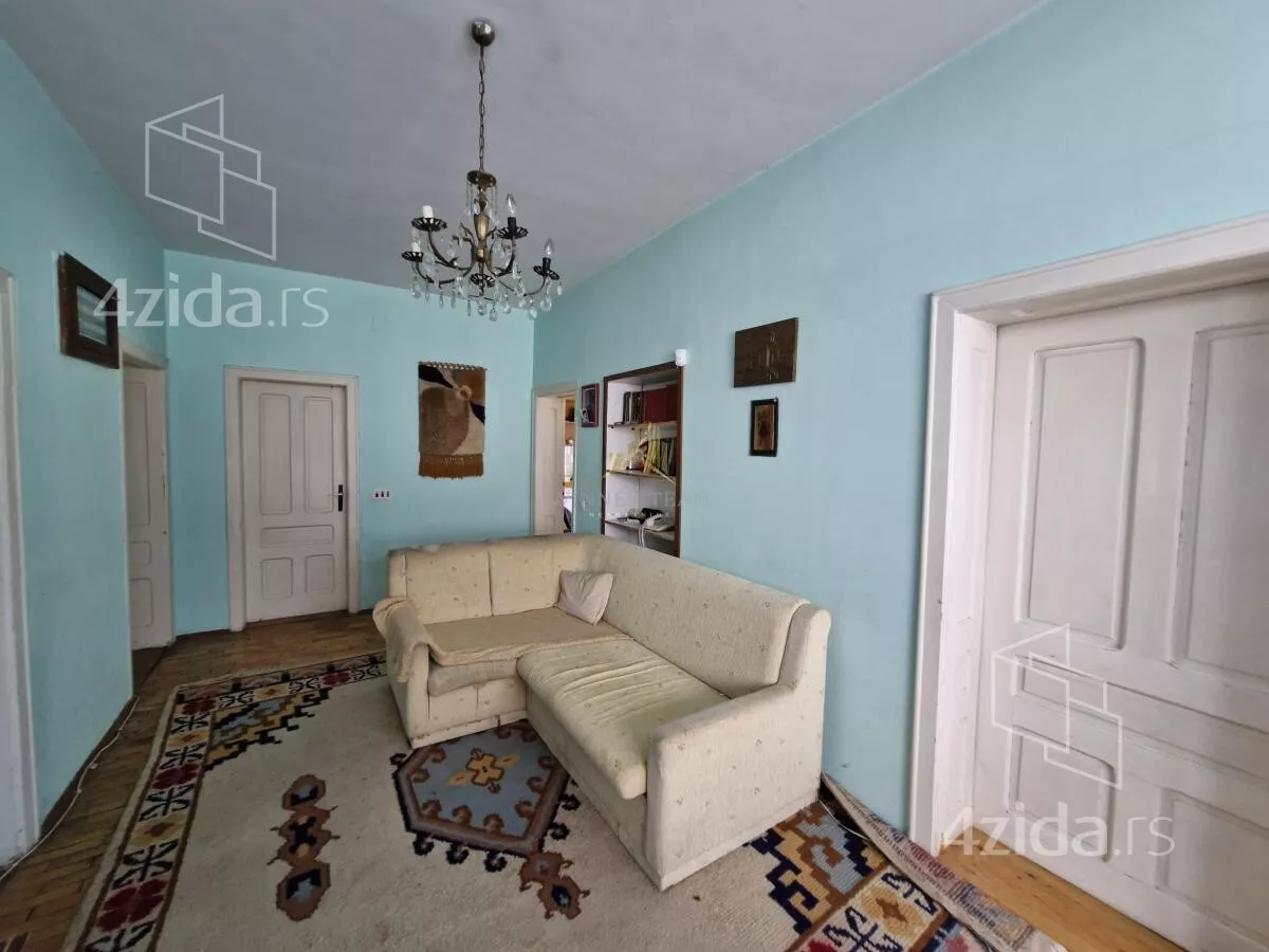 Kuća | 4zida