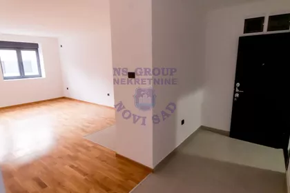 Heroja Pinkija | 4zida.rs