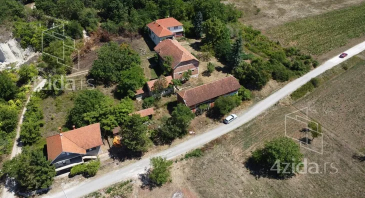 Kuća | 4zida