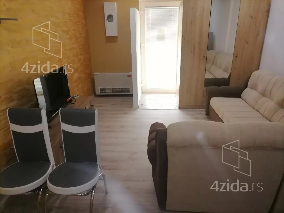 Garsonjera | 4zida