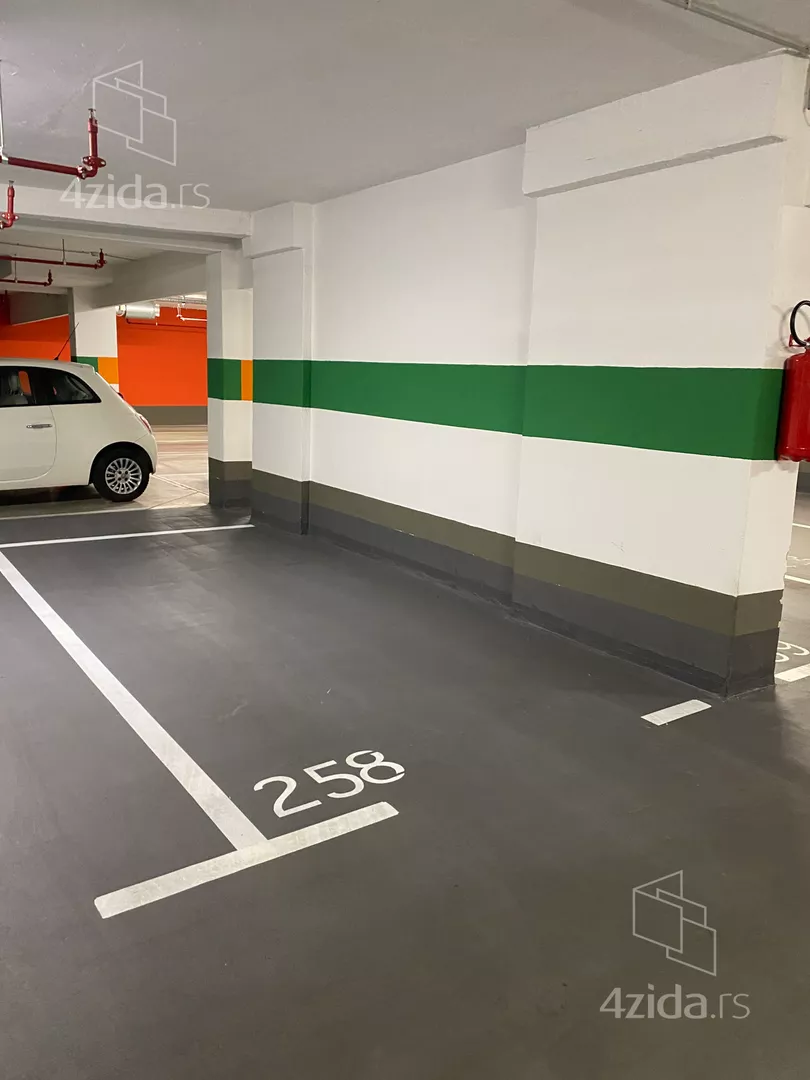 Parking | 4zida
