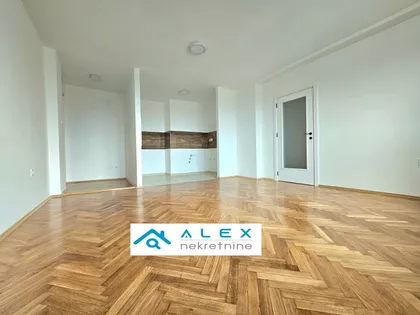 Bulevar Oslobođenja | 4zida.rs