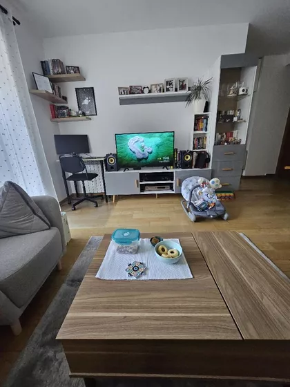 Šumadijska | 4zida.rs