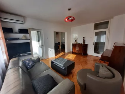 Bulevar Nemanjića 83 | 4zida.rs