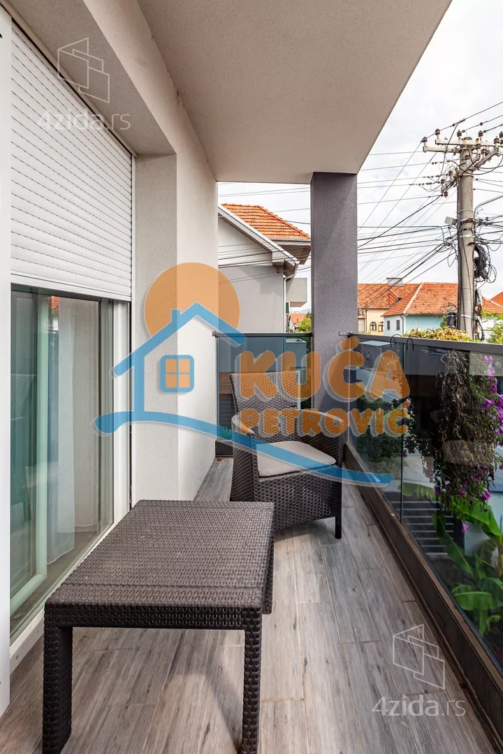 Dvoiposoban stan | 4zida