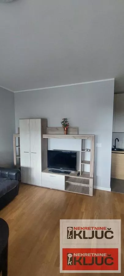 Novo Naselje | 4zida.rs