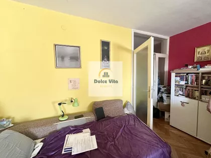 Miloja Zakica | 4zida.rs