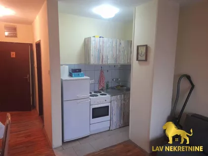 JUG BOGDANA | 4zida.rs