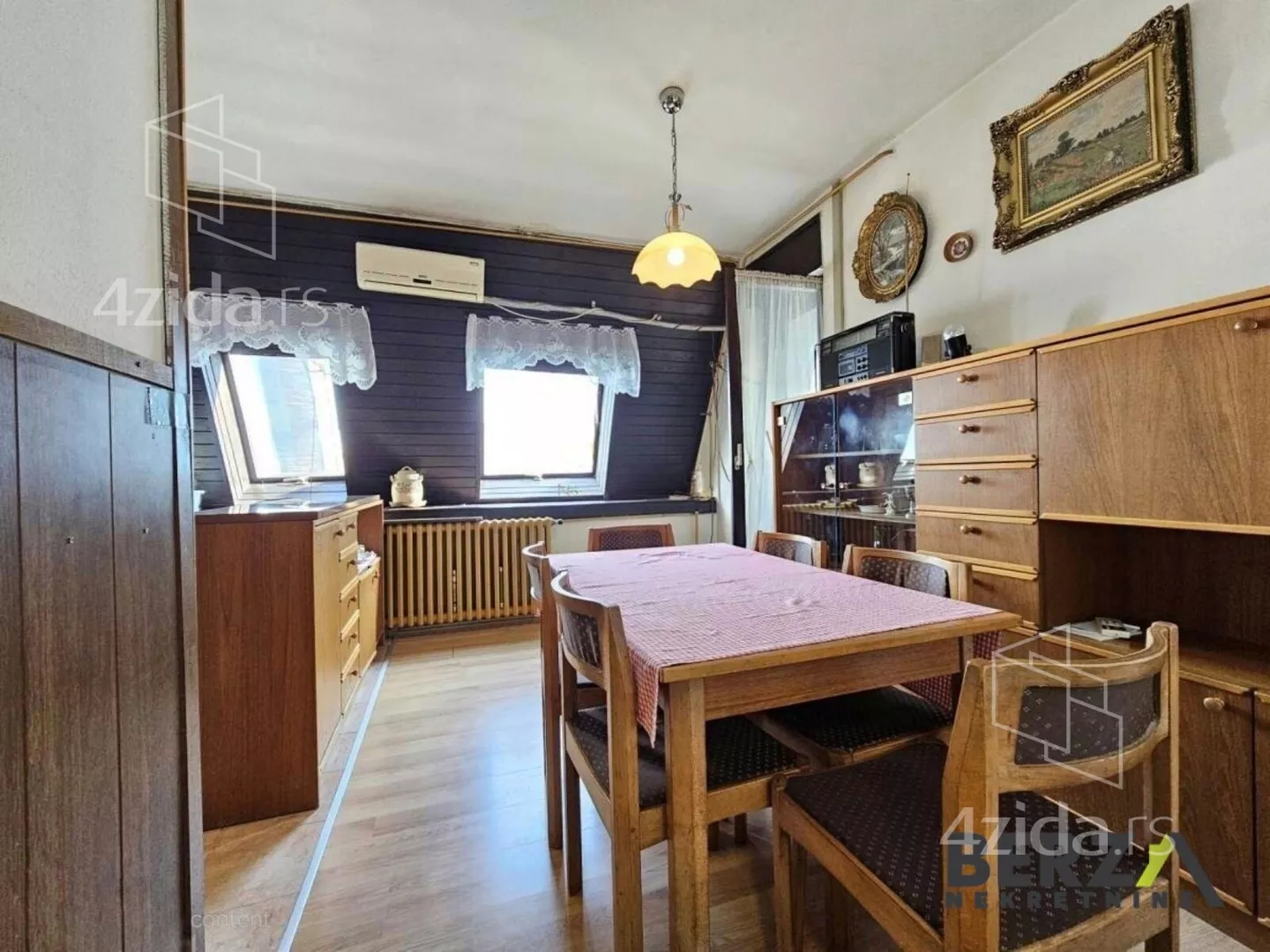 Troiposoban stan | 4zida