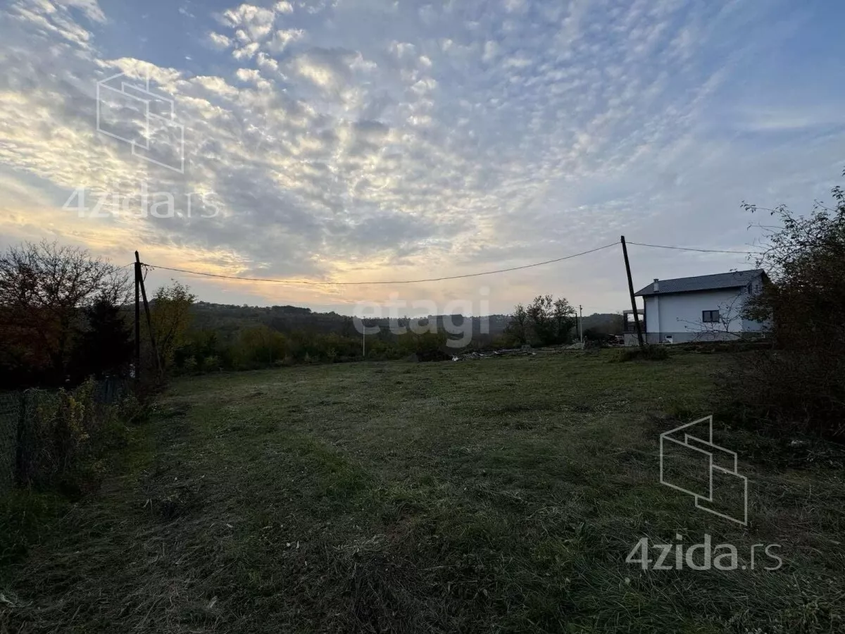 Građevinsko zemljište | 4zida