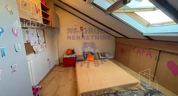 Petosoban stan | 4zida