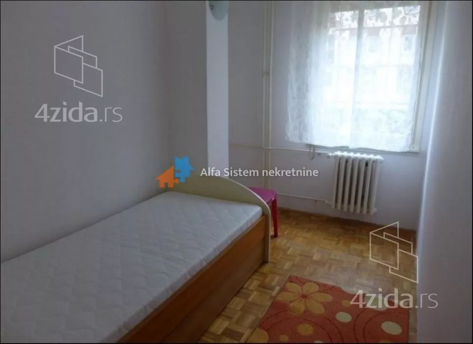 Troiposoban stan | 4zida