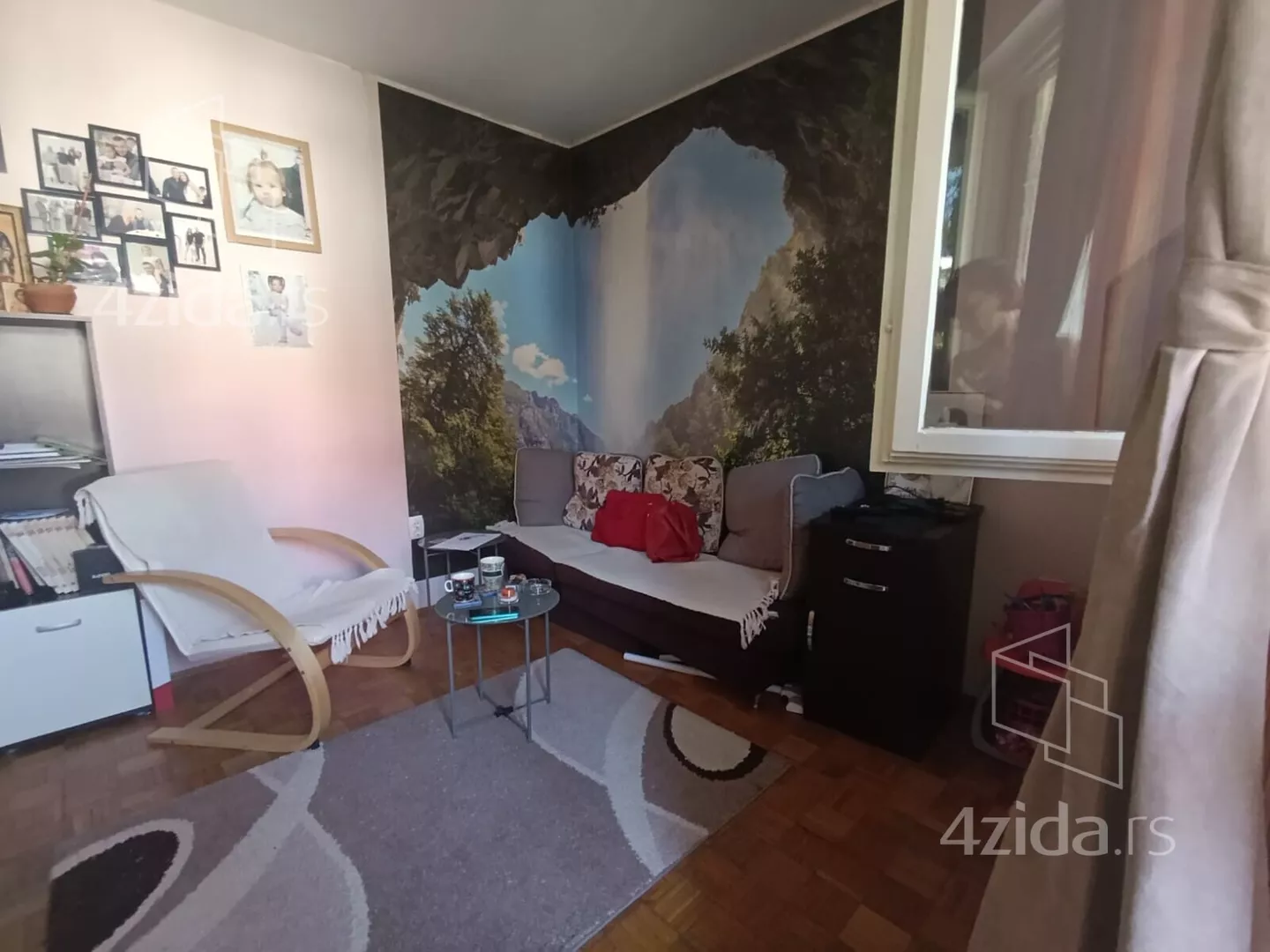 Jednoiposoban stan | 4zida