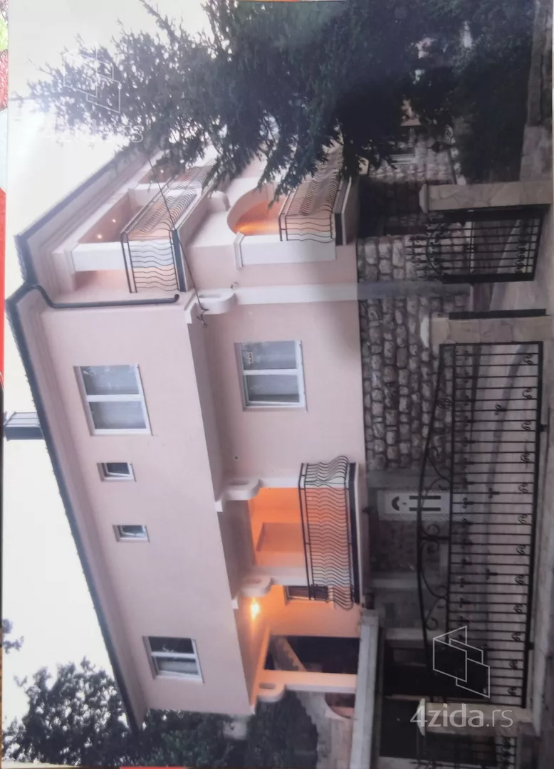 3-etažna kuća | 4zida