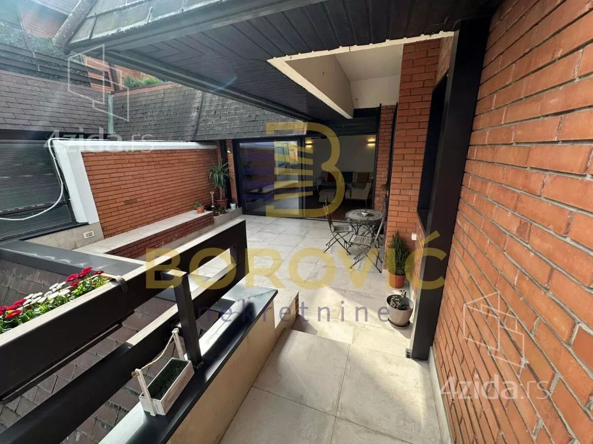 Petosoban stan | 4zida