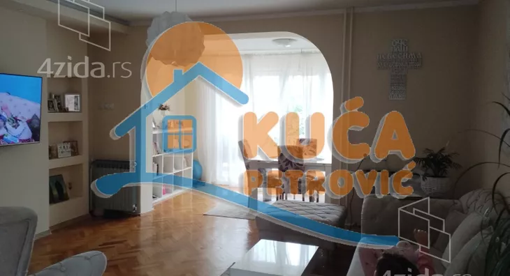 4-etažna kuća | 4zida