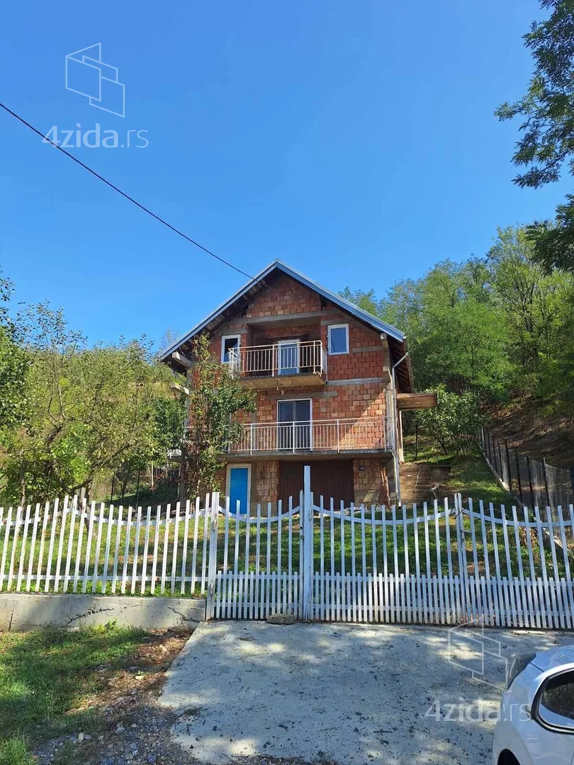 2-etažna kuća | 4zida