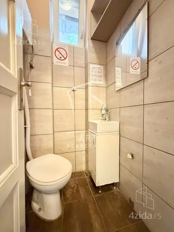 Četvoroiposoban stan | 4zida