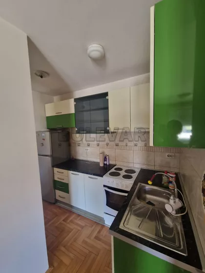 Romanijska | 4zida.rs