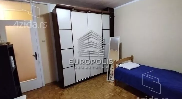 Četvoroiposoban stan | 4zida
