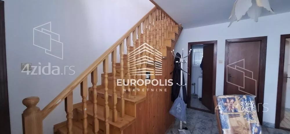 3-etažna kuća | 4zida