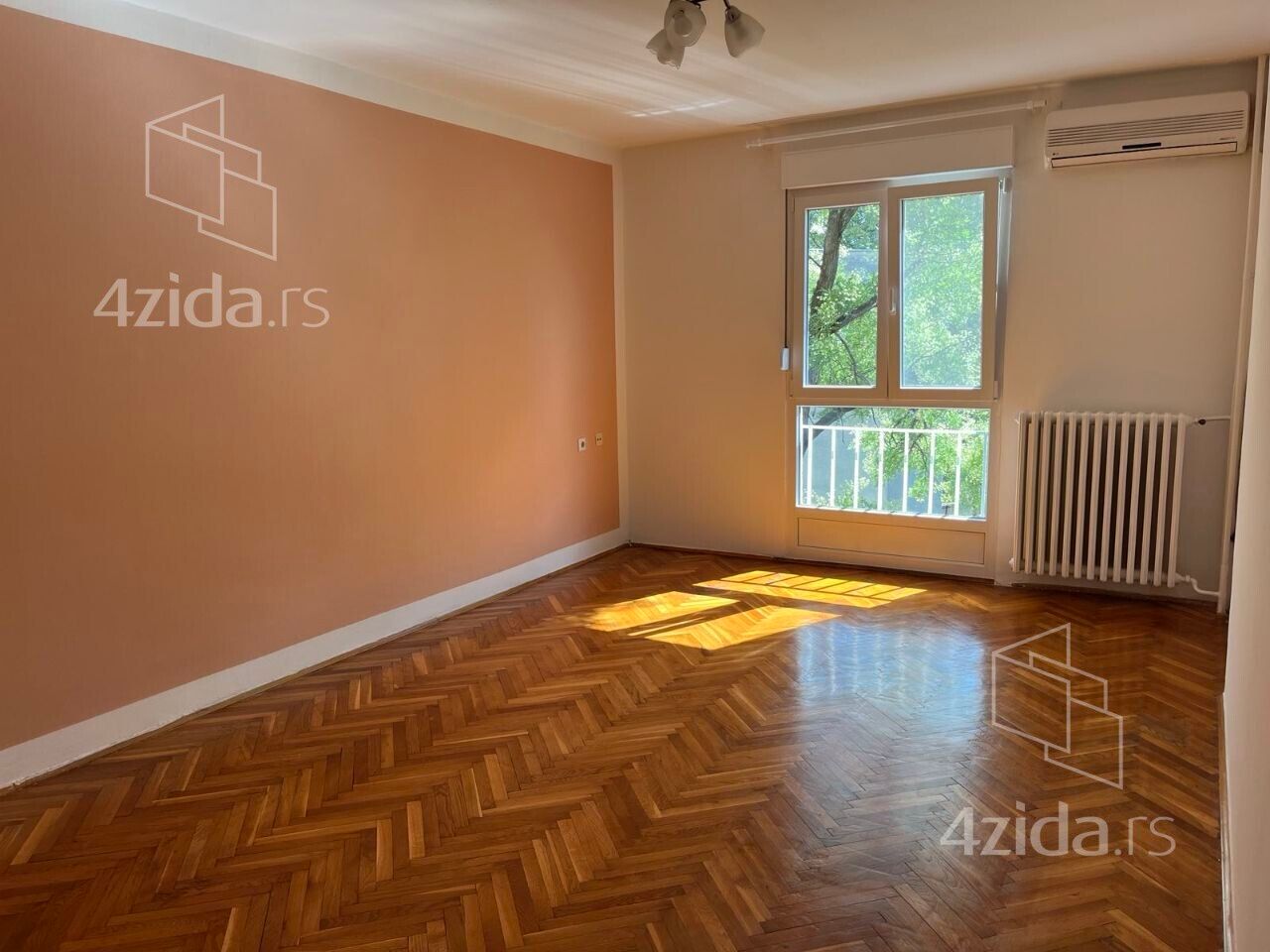 Two-room apartment for rent, Ilije Garašanina 4, 300€, 54m² — photo