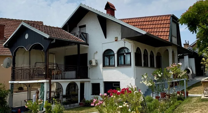 3-etažna kuća | 4zida