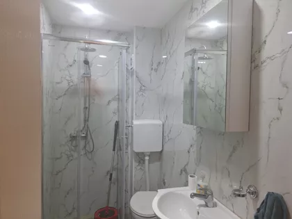 Sedamnaestog Oktobra | 4zida.rs