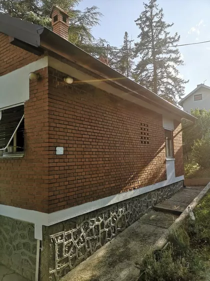 Vrčin | 4zida.rs