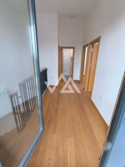 Šumadijska | 4zida.rs