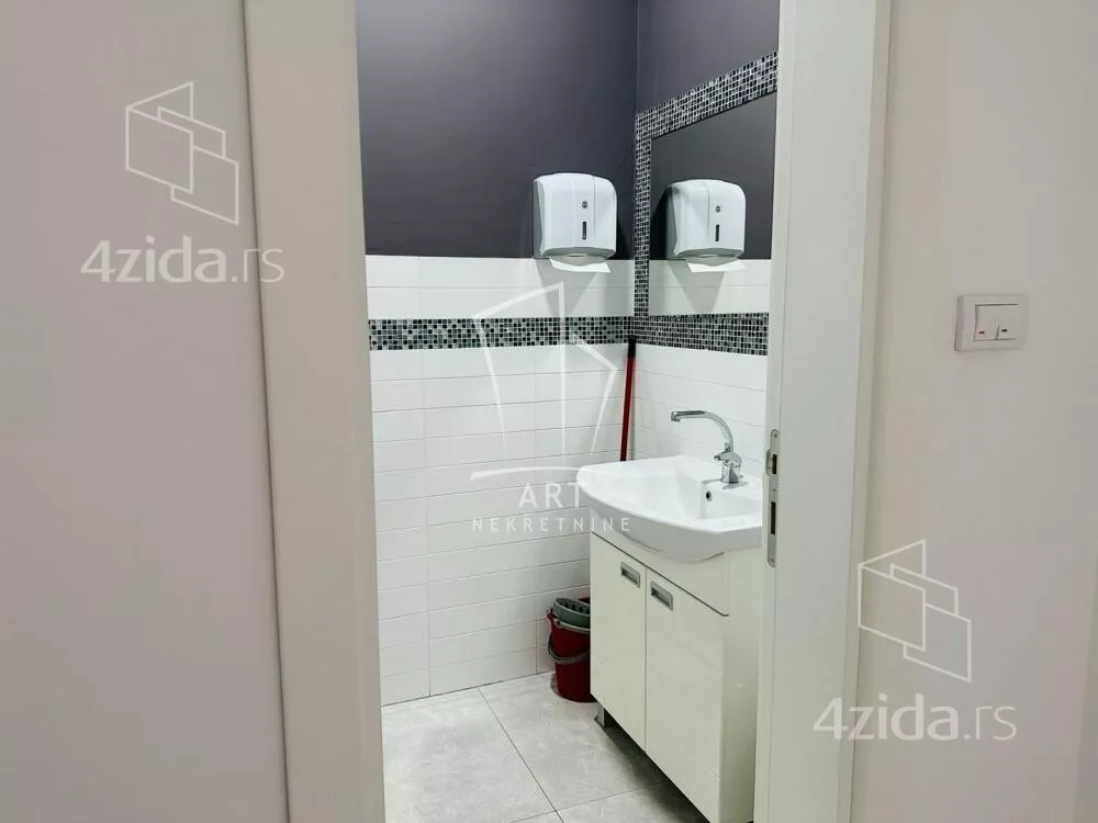 Kancelarija | 4zida