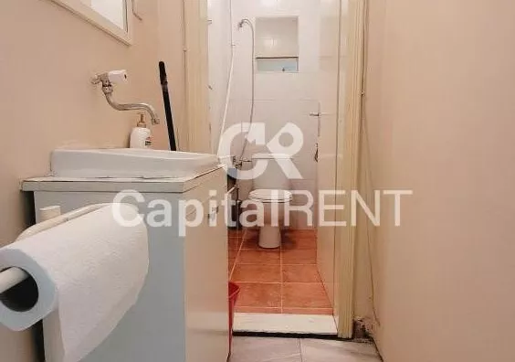 Poslovna zgrada | 4zida