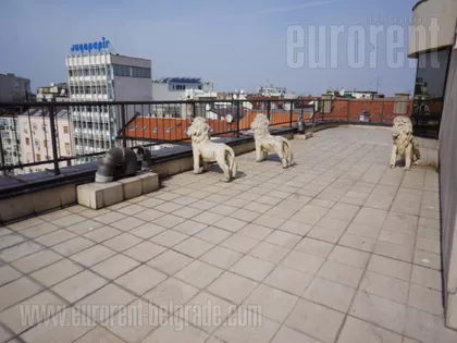 KNEZ MIHAILOVA | 4zida.rs