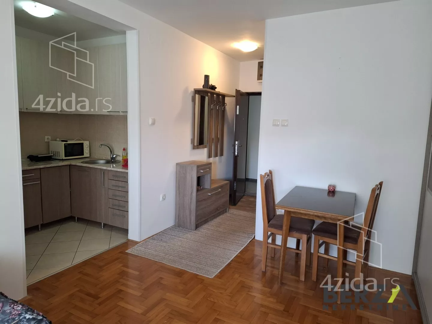 Garsonjera | 4zida
