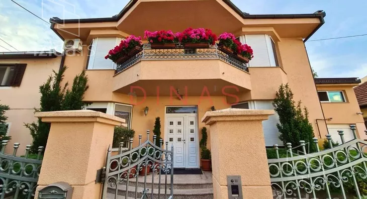 Kuća | 4zida