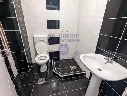 Lipov Gaj | 4zida.rs