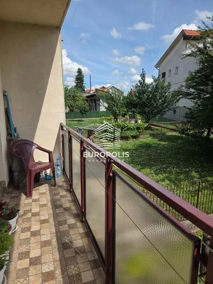 Brusnička | 4zida.rs