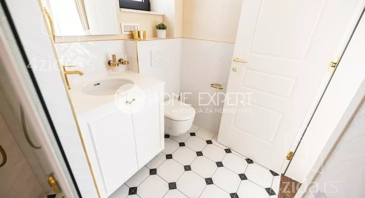 Petosoban stan | 4zida