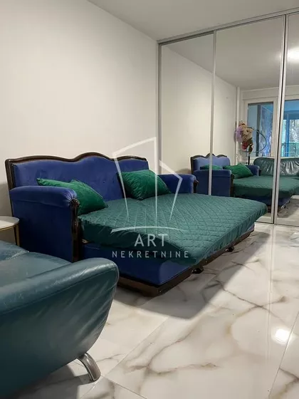 Gandijeva | 4zida.rs