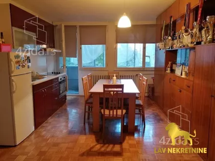 BULEVAR OSLOBOĐENJA | 4zida.rs
