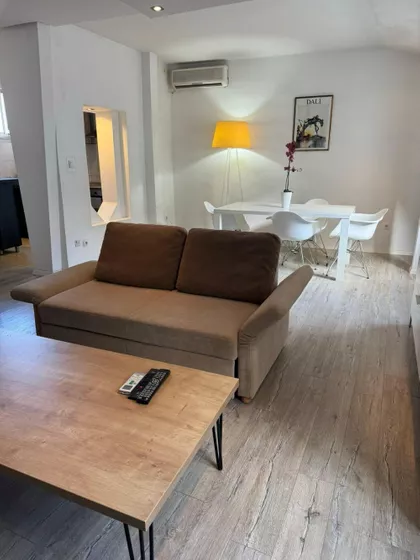 Nušićeva | 4zida.rs