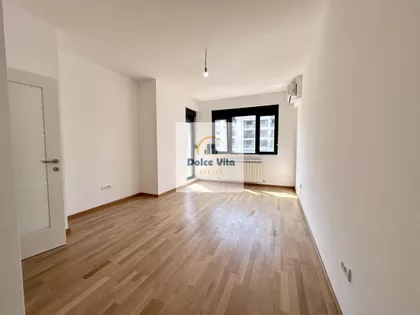 Karpoševa | 4zida.rs