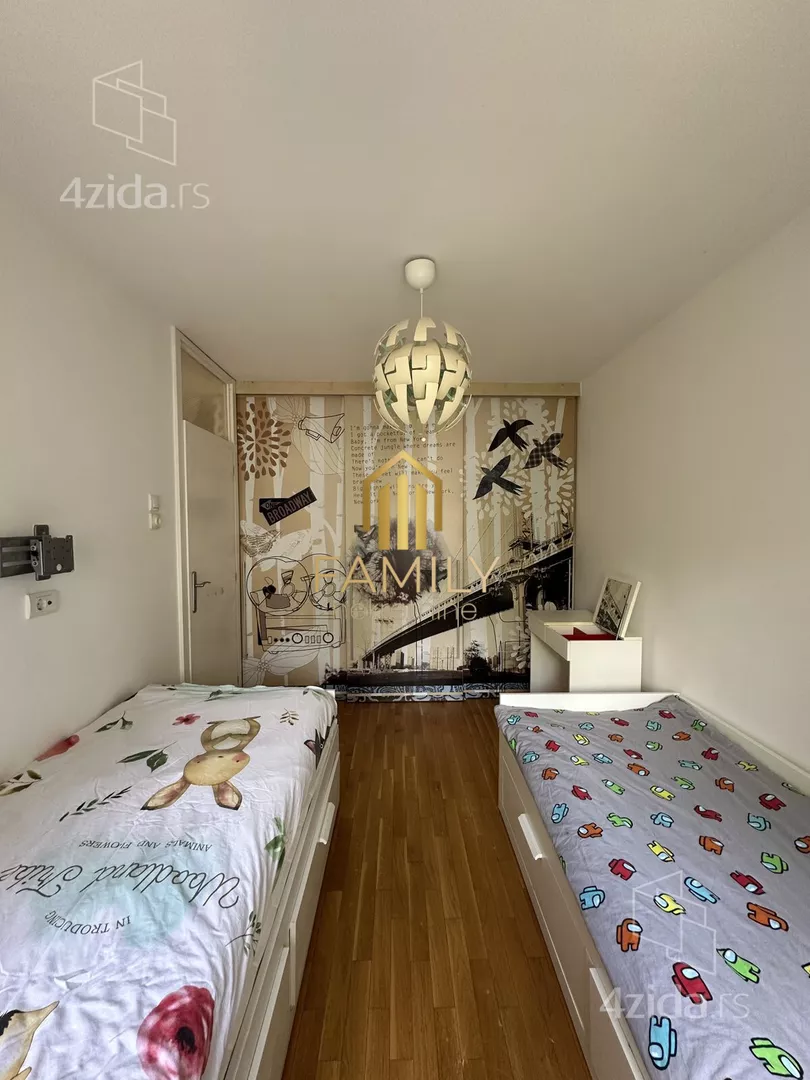 Četvorosoban stan | 4zida