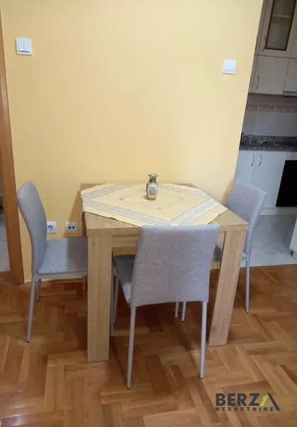 Cara Dušana | 4zida.rs