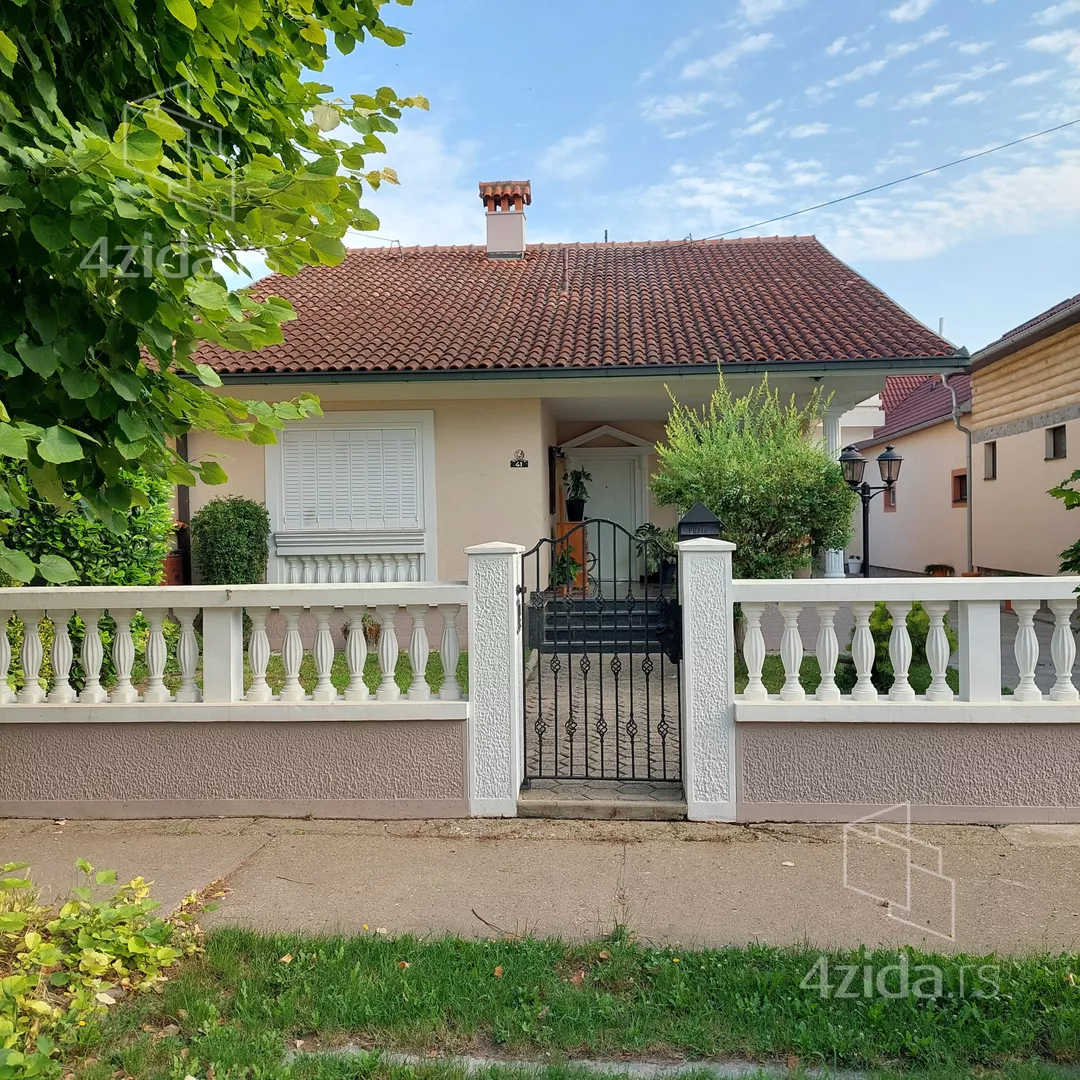 2-etažna kuća | 4zida