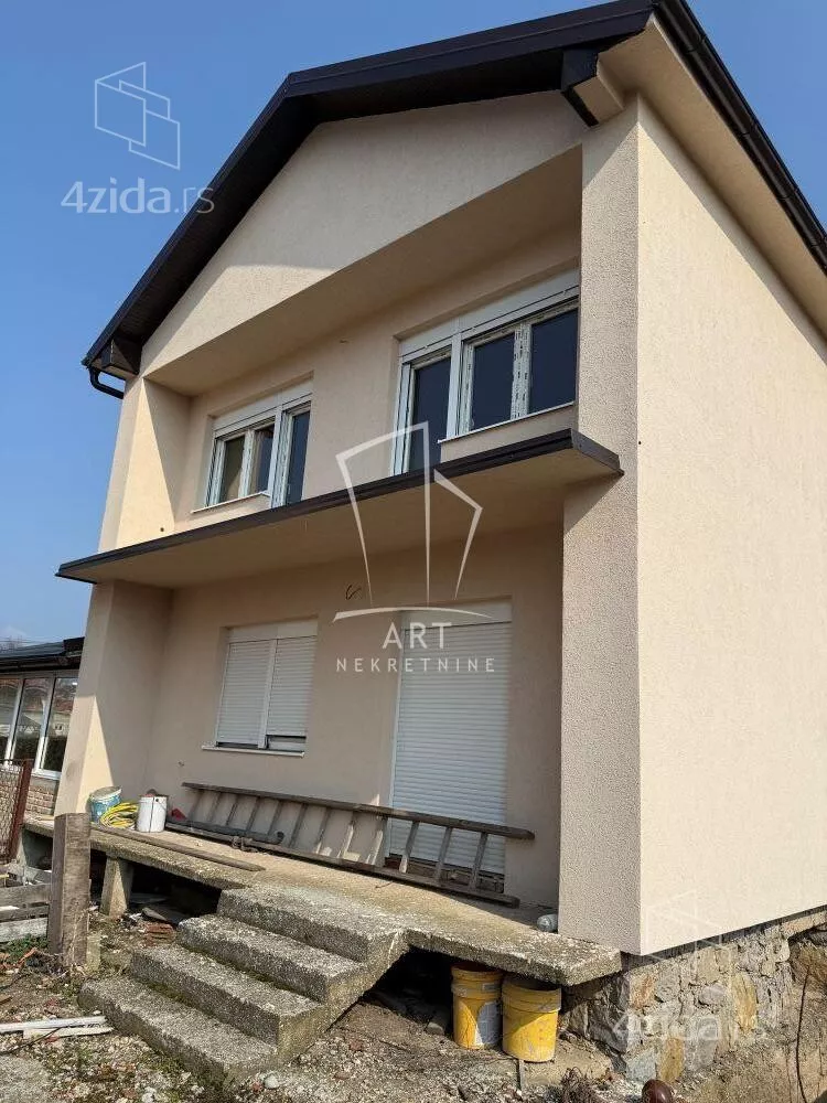 2-etažna kuća | 4zida