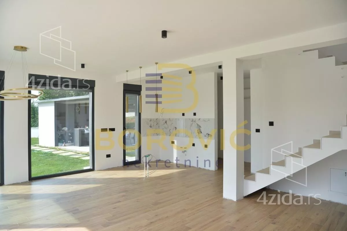 Kuća | 4zida